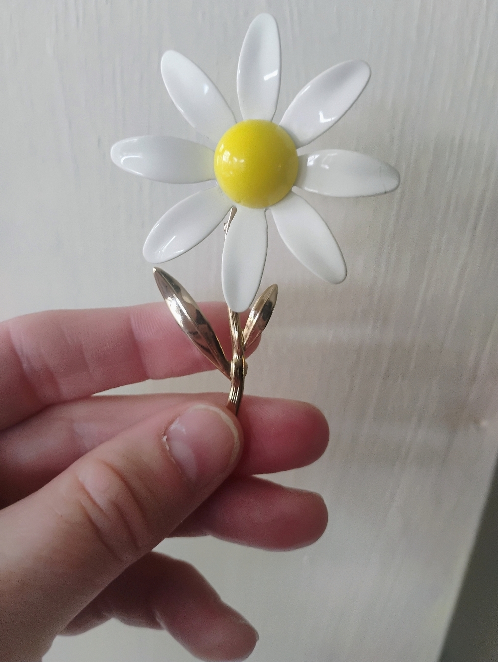 Vintage Daisy Brooch